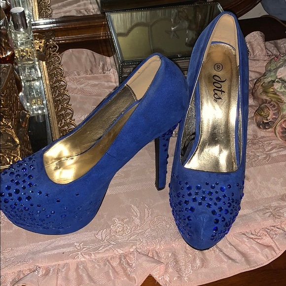 Platform Heels - Picture 2 of 3